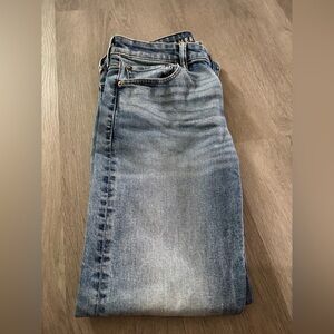 Men's Blue Washed Jeans - Classic Straight Fit